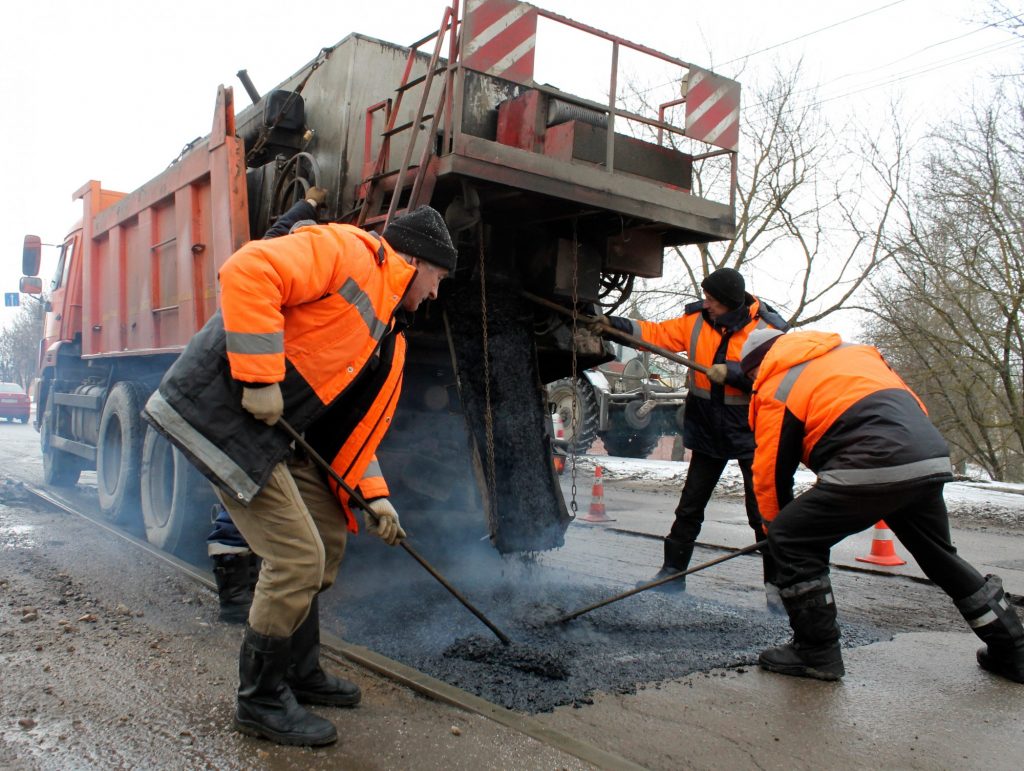 Ямочный ремонт дорог в СПб и ЛО